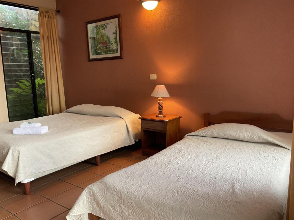 Hotel Guadalupe Tilarán Exteriör bild