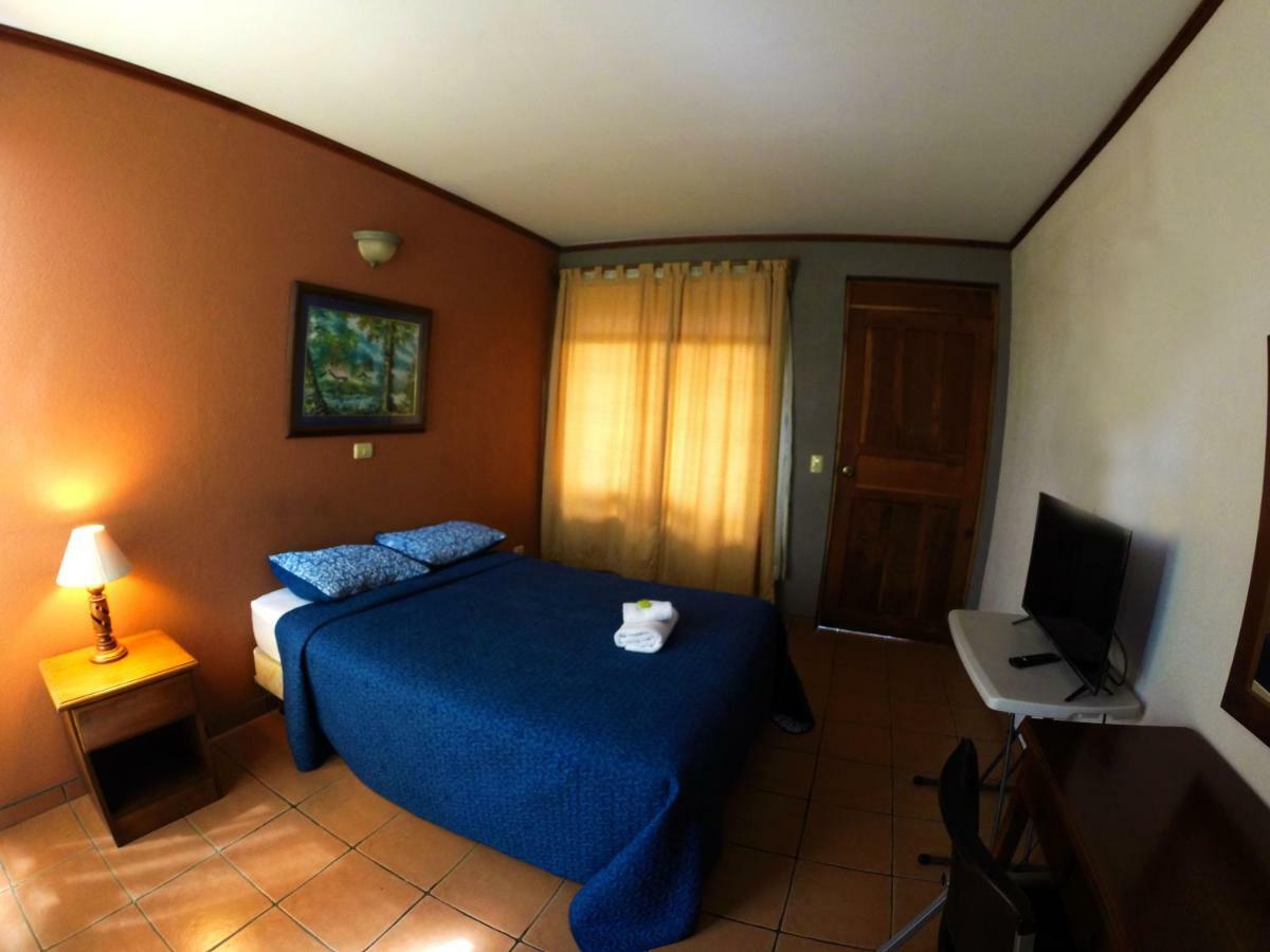 Hotel Guadalupe Tilarán Exteriör bild